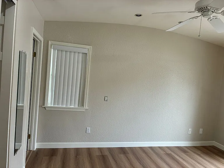 13927 Woodland Dr — Photo 27