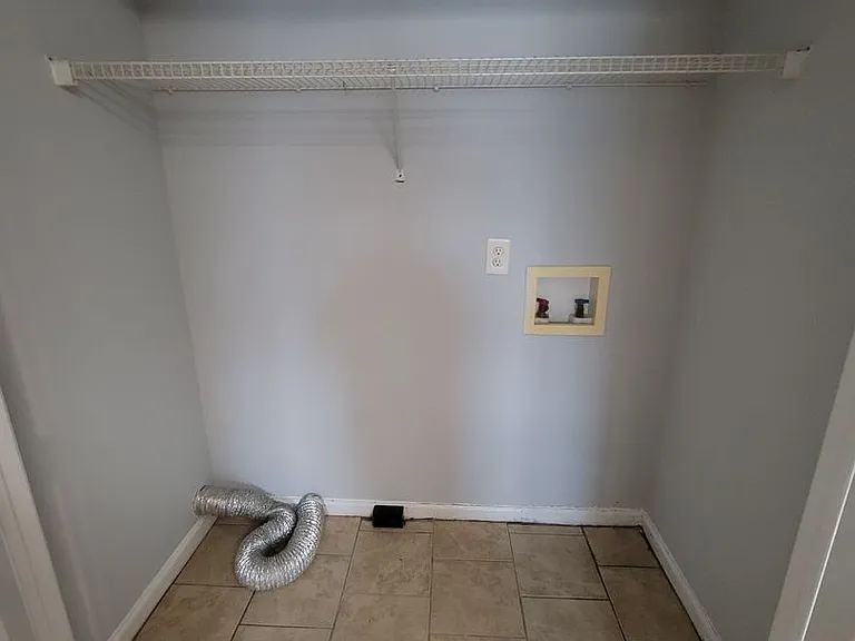 1111 Asheboro St — Photo 2