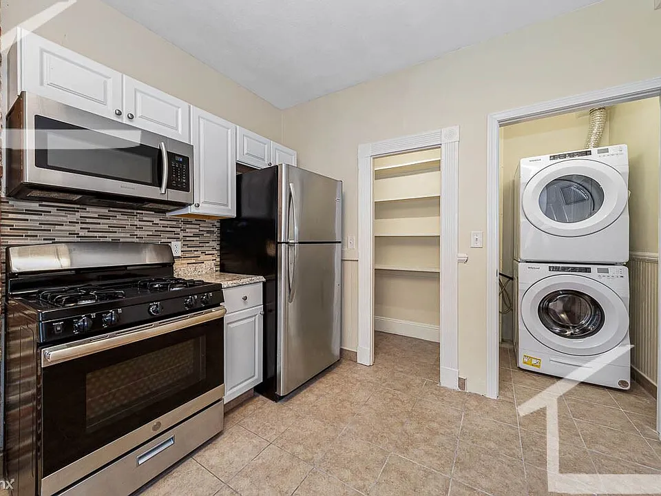 42 Brackett St. #1 Boston (Brighton) Unit Photo 4