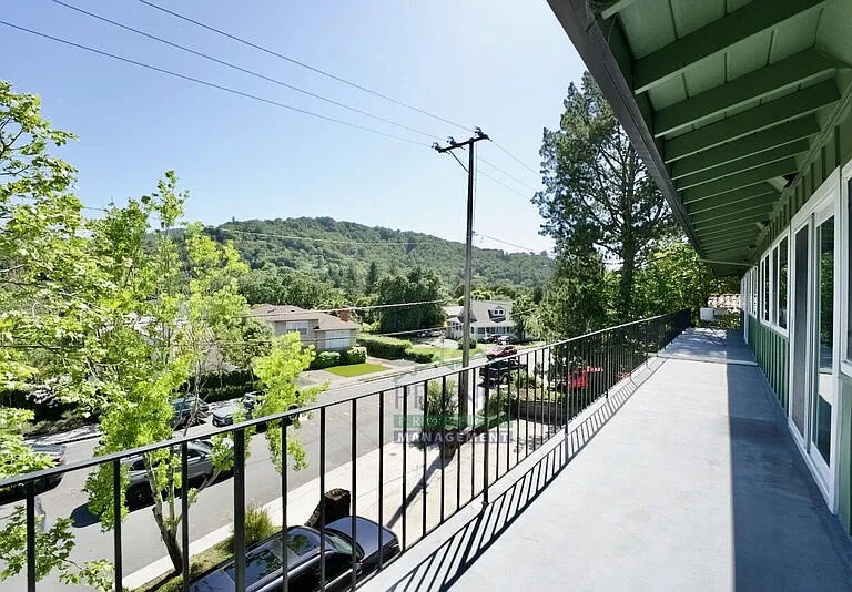 1562 Sir Francis Drake Blvd #1 — Photo 2