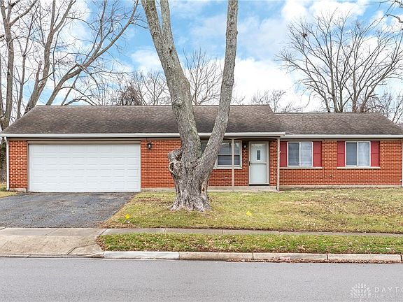 2nd image of 913 Bristol Dr