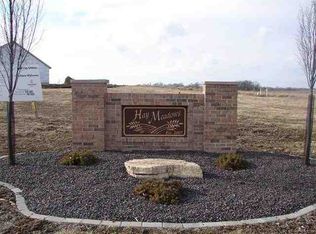 55 Haymeadow Ln, Metamora, IL 61548