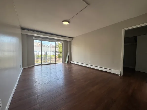 120C6 Hillside Ave, Waterbury, CT