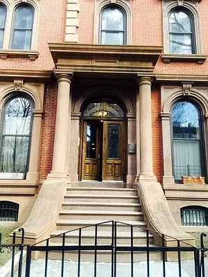 Rented by FirstService Realty (legacy) | media 55