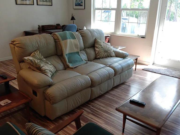 201 Estil Dr — Photo 5