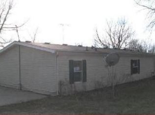 40511 W 271st St, Wellsville, KS 66092
