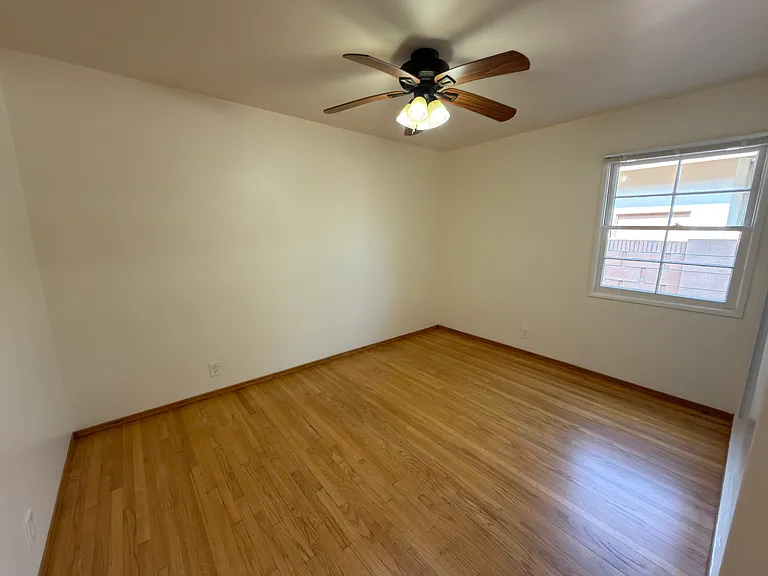 1736 E Palmyra Ave #1736 — Photo 10
