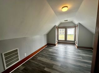 175 Columbia St FLOOR 3, Cohoes, NY 12047
