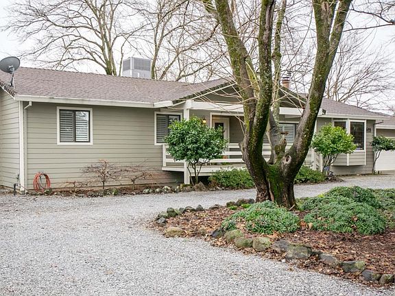 3rd image of 22155 Lancelot Ln
