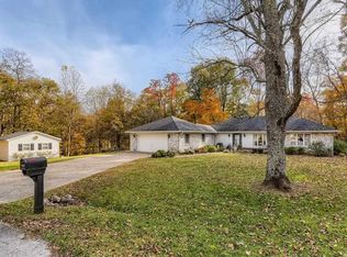 11207 Bayer Ct, Evansville, IN 47712