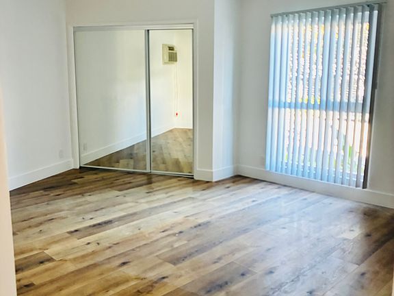 4th image of 18634 Clark St #726e6ba28