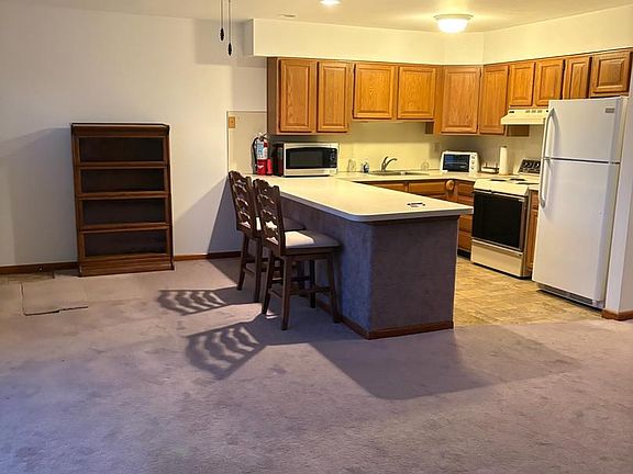 4th image of 421 W Bennett Ave #4