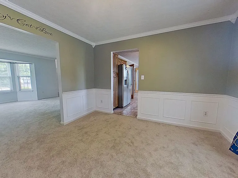 110 Hershey Cir — Photo 7