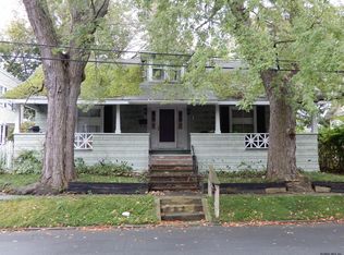6 Kinloch Ave, Troy, NY 12180