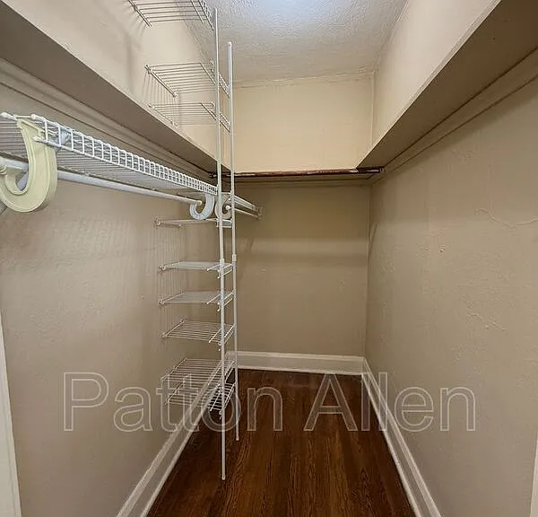 83 Edgemont Rd #4 — Photo 16