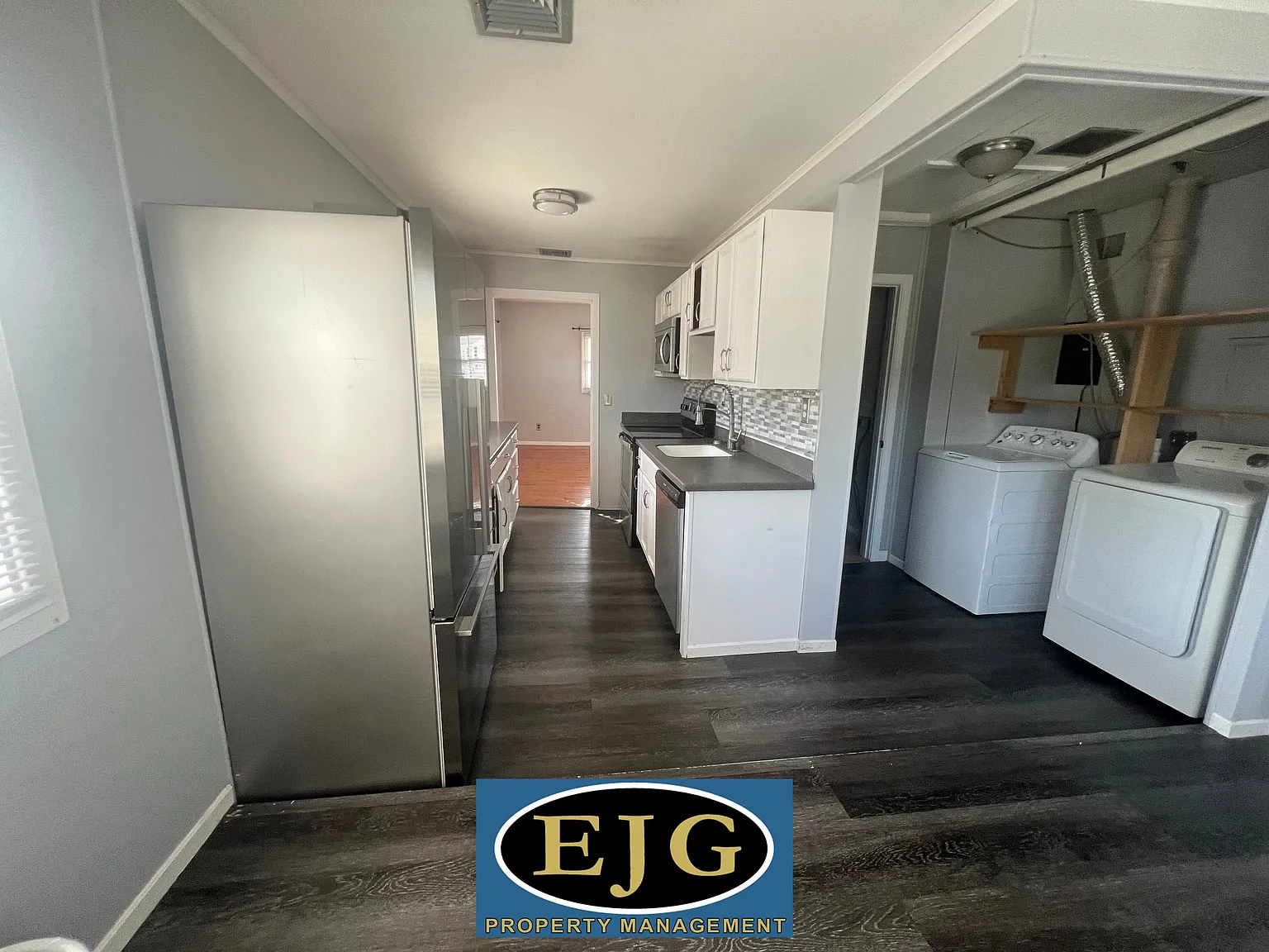 3 bed, 982 sqft, $3,000 — Photo 4