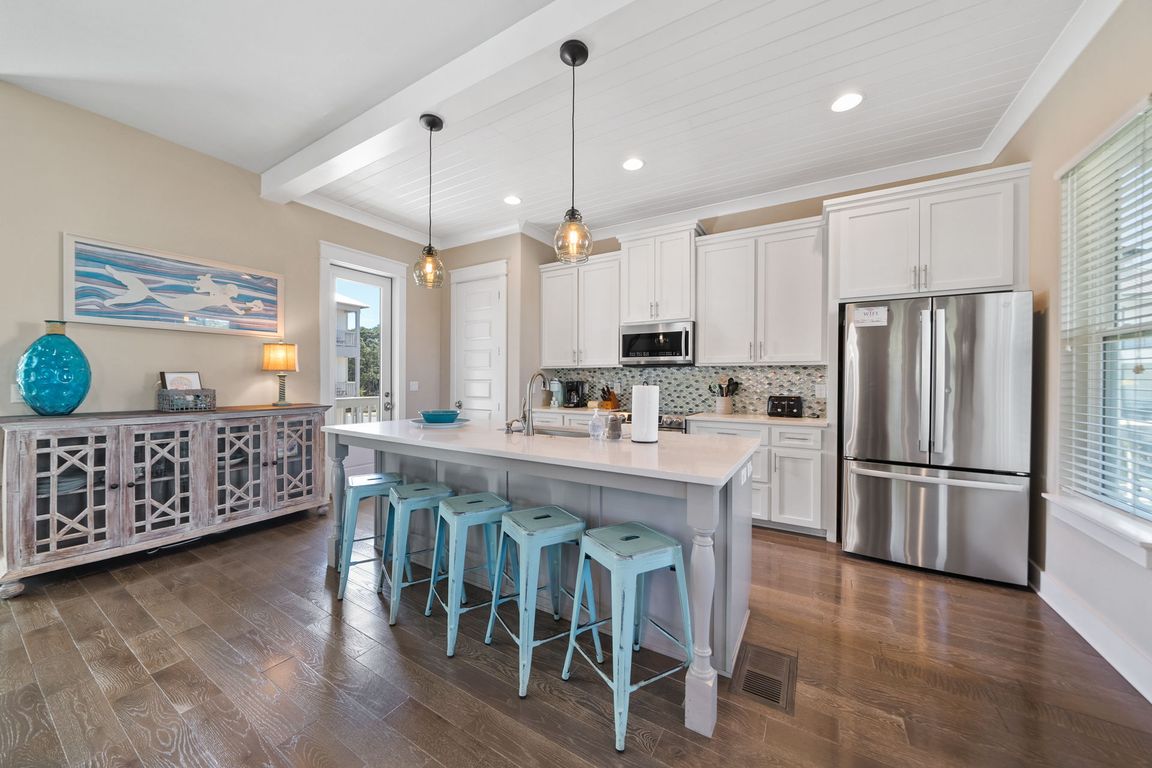 next background image