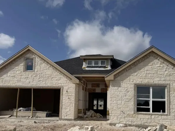 3013 Cedarhill Dr, San Angelo, TX 76904