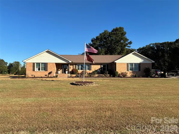 902 Tomberlin Rd, Monroe, NC 28110