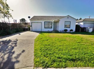 605 E Myrtle Street, Hanford, CA
