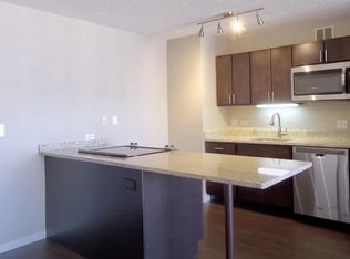 24 W Huron St #4204, Chicago, IL 60654