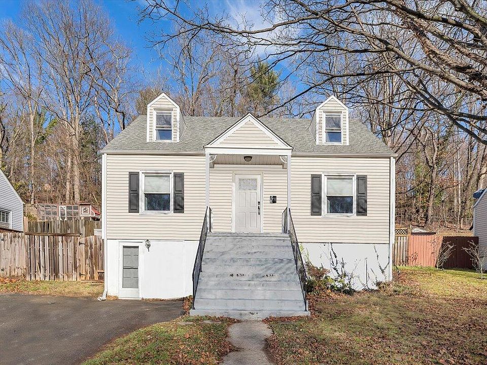 1st image of 2731 Lansing Dr SW
