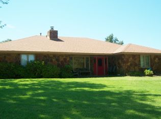 1234 W Birch St, Okemah, OK 74859