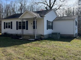 1387 Old Walton Rd, Monterey, TN 38574