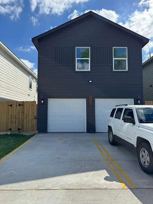 3 bed, 2.5 bath, 1600 sqft, $1,750 — Photo 3