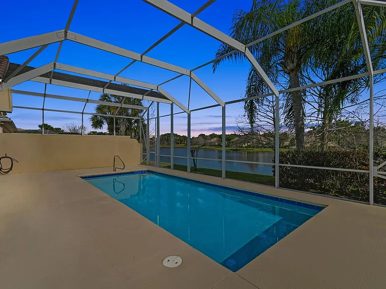 11325 SW Olmstead Dr — Photo 2