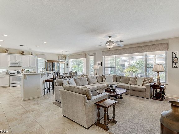 4th image of 10358 Mezzanino Ct