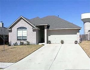 5th image of 6103 Hill Forest Dr APT B