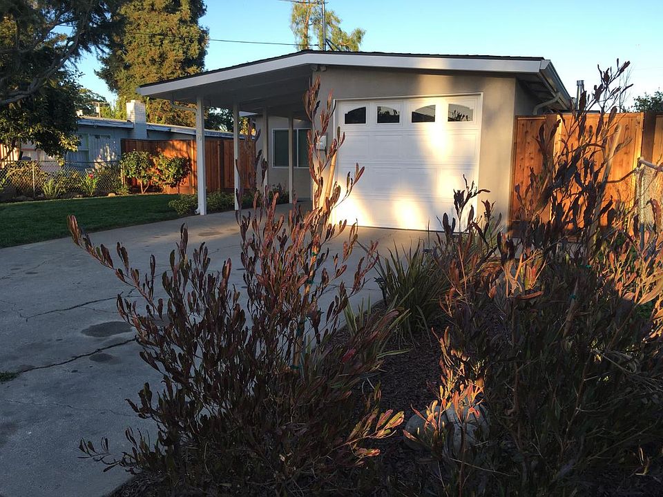 1st image of 2440 Gonzaga St
