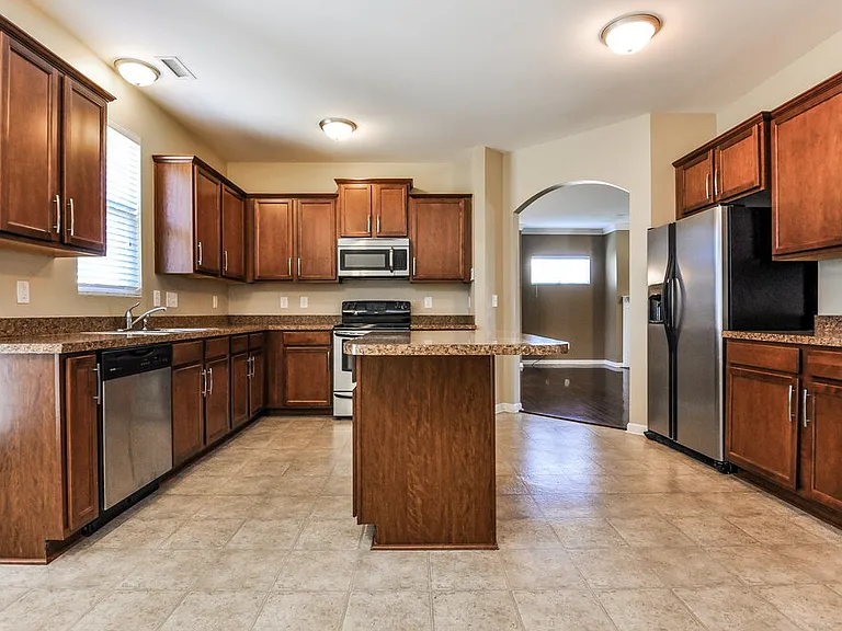 5045 Stonewood Pines Dr — Photo 6