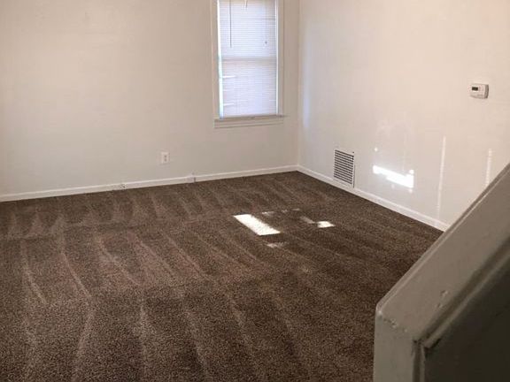 5th image of 34121 Decatur Ct