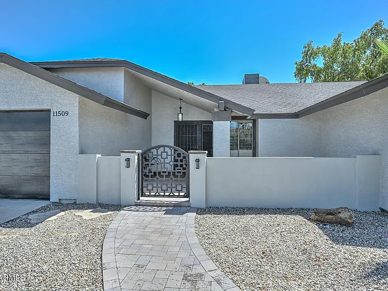 11509 N 109th Way — Photo 42