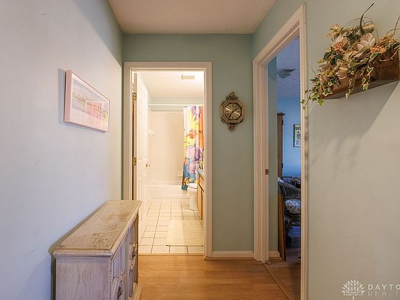 3rd image of 1542 Spinnaker Way