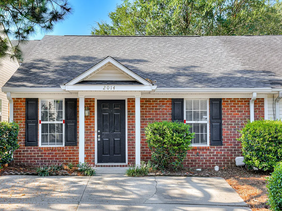 2014 Emerald Bay Dr