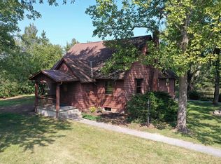 13045 Wayne Trce, Hoagland, IN 46745