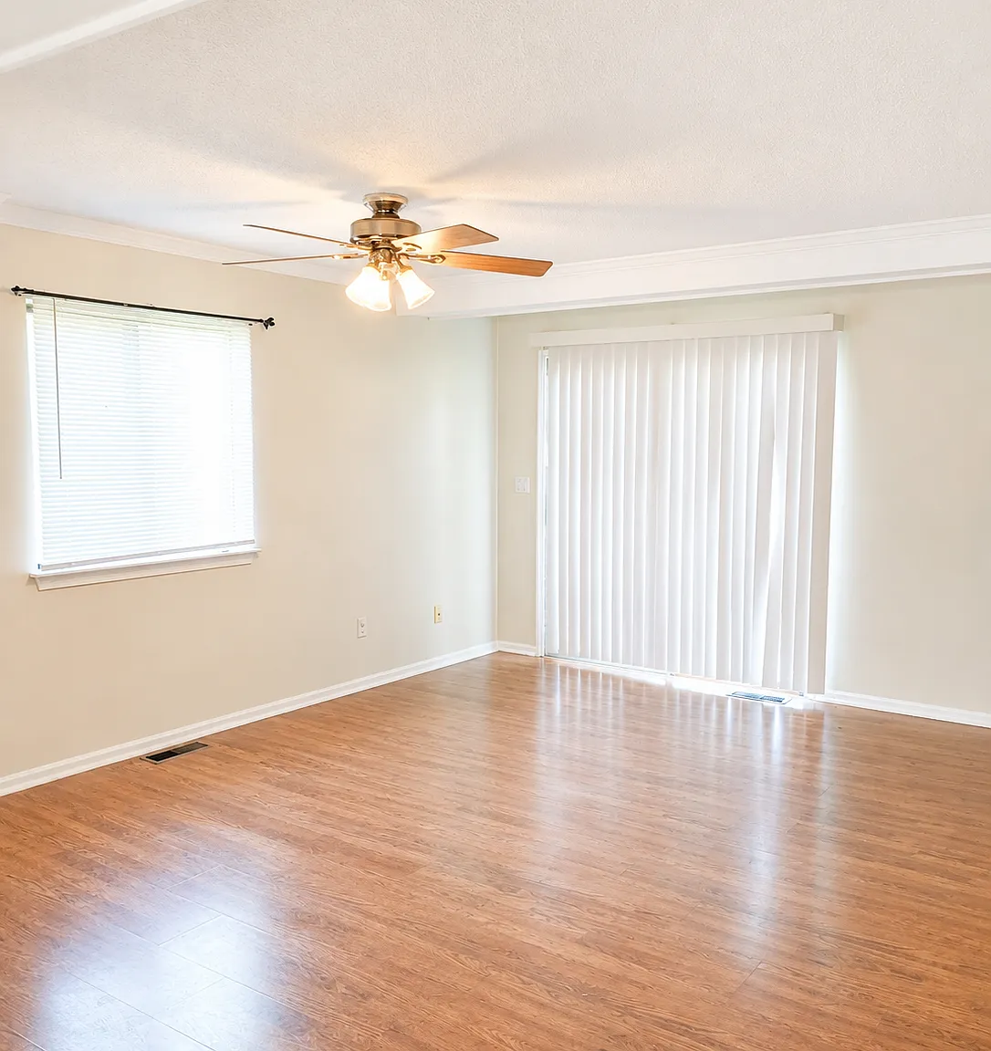 2 bed, 1.5 bath, 1097 sqft, $2,450 — Photo 4