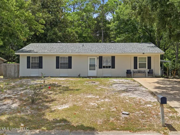 32 Yorkshire Pkwy, Gulfport, MS 39503