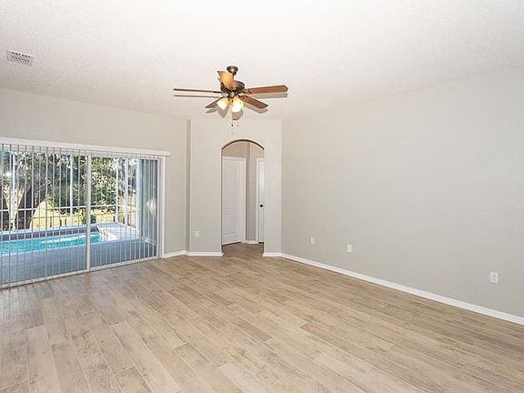 2nd image of 8395 Greystone Dr