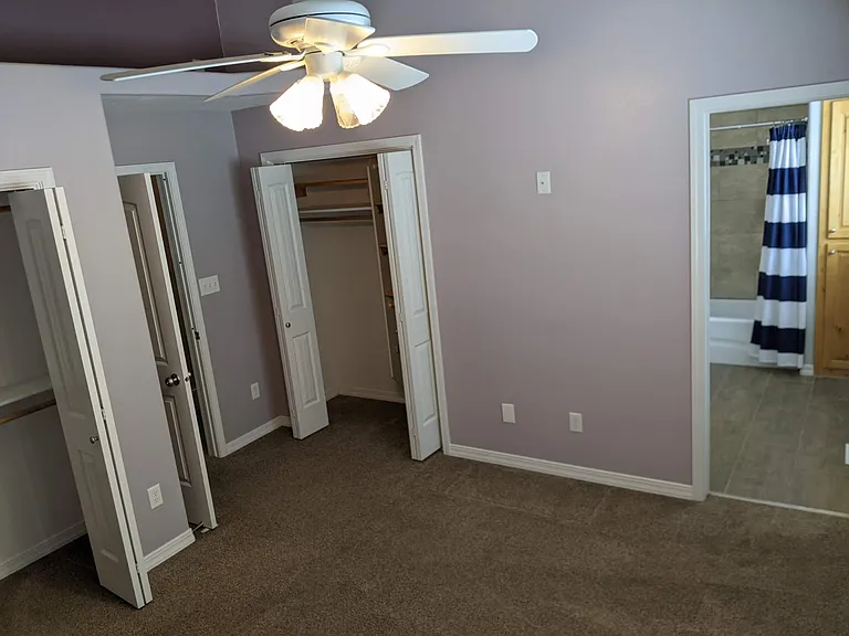 1491 Avon Ln — Photo 3