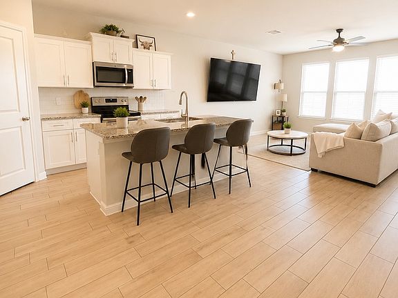 5th image of 4301 Cario Ln