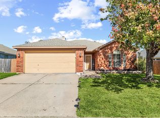 5104 Valley Village Dr, Fort Worth, TX 76123