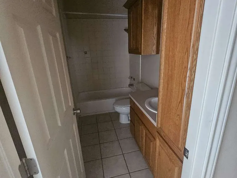 1012 Cedarwood Dr #3 — Photo 10