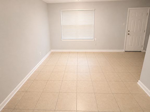 3rd image of 3696 Buffalo Rd