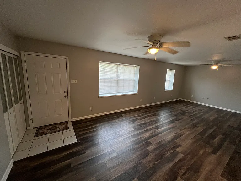 6311 Louisville Ave — Photo 29