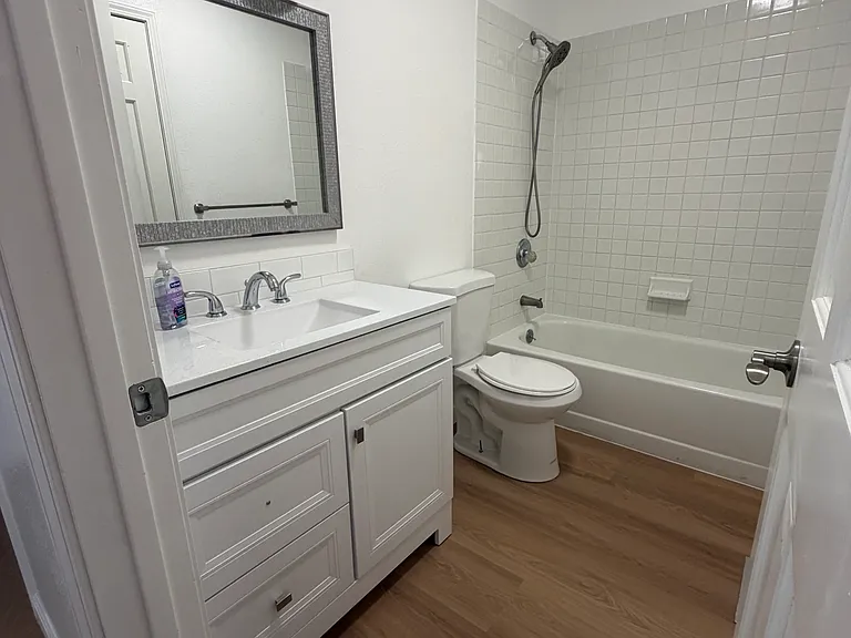 425 W 16th Ave #1 — Photo 10