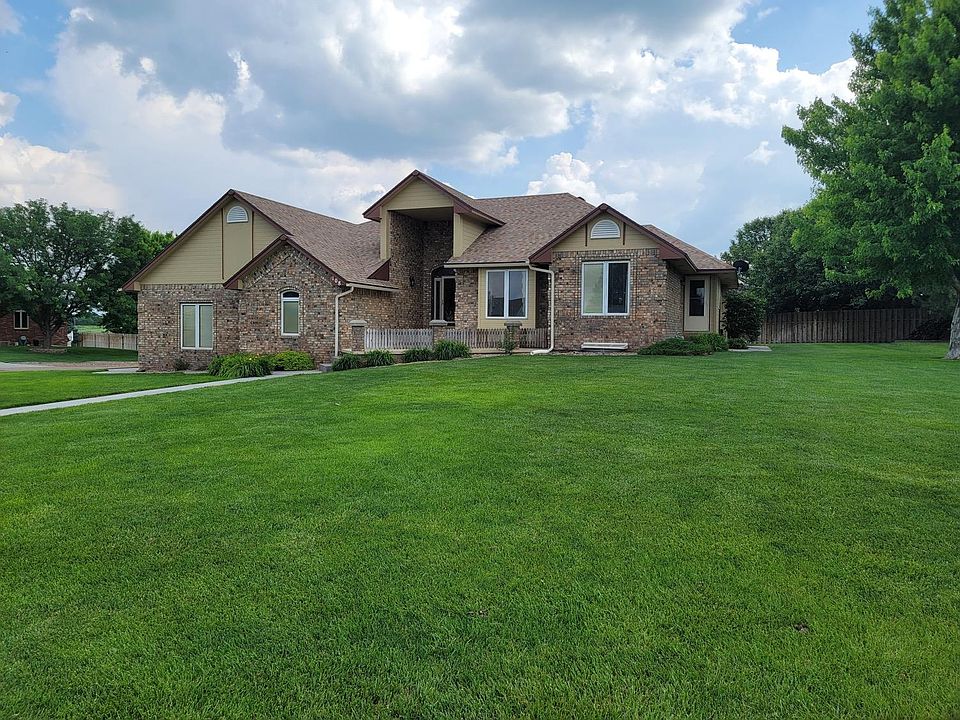 108 Winchester Ave, Garden City, KS 67846 Zillow